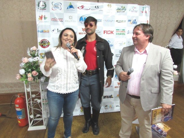 Lançamento 3ª Edição Revista Dinamica parte 01