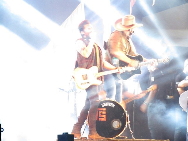 Show da Dupla Fernando & Sorocaba