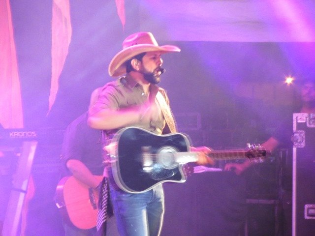 Show da Dupla Fernando & Sorocaba