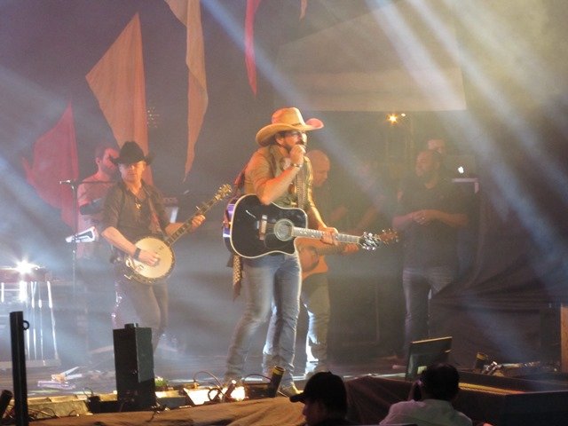 Show da Dupla Fernando & Sorocaba parte 02