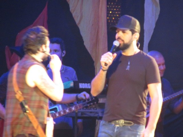 Show da Dupla Fernando & Sorocaba parte 02