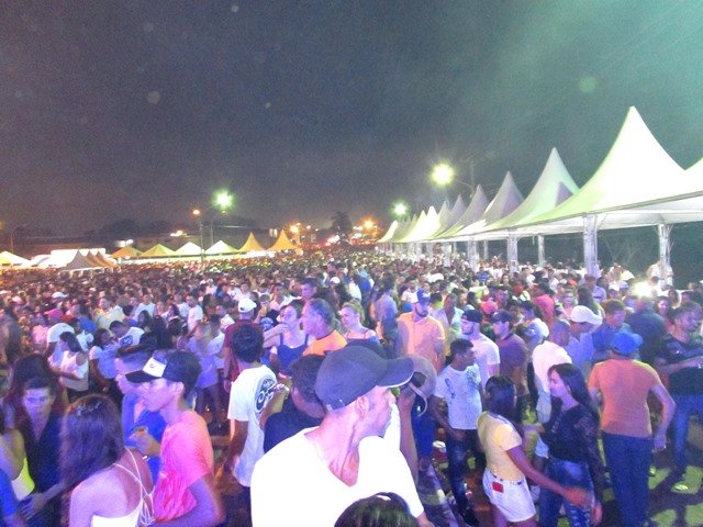 1º Reveillon Lago Pioneiros Colider parte 01