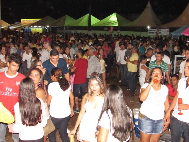 1º Reveillon Lago Pioneiros Colider parte 01