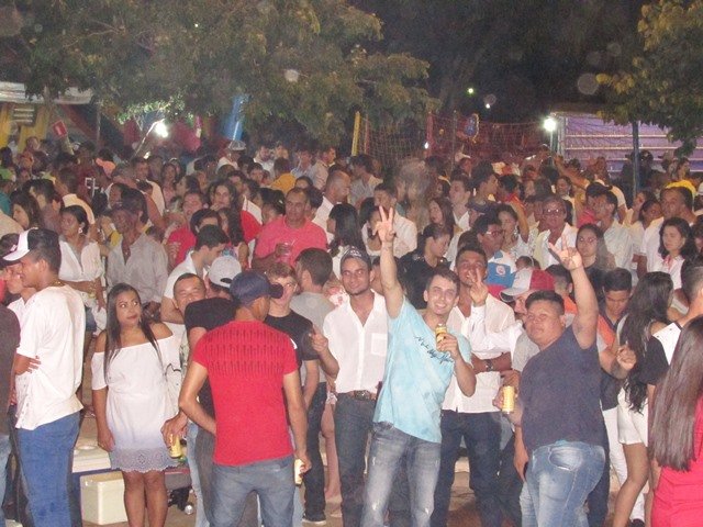 1º Reveillon Lago Pioneiros Colider parte 01