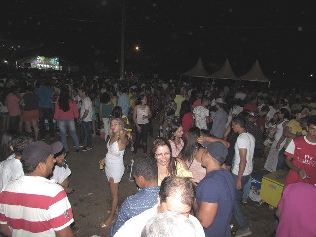 1º Reveillon Lago Pioneiros Colíder parte 02