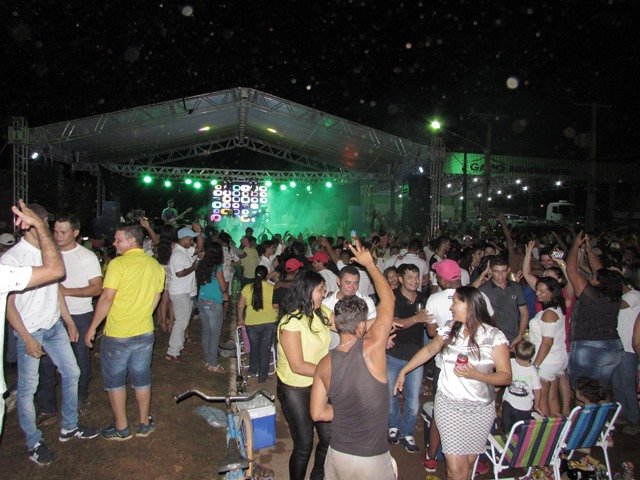 1º Reveillon Lago Pioneiros Colíder parte 03