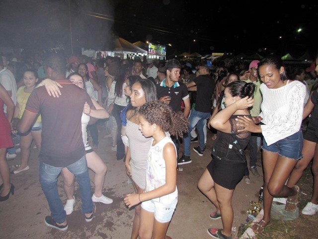 1º Reveillon Lago Pioneiros Colíder parte 03