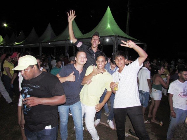 1º Reveillon Lago Pioneiros Colíder parte 03
