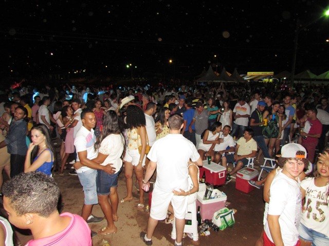 1º Reveillon Lago Pioneiros Colíder parte 03