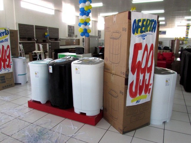 Inauguração loja Do Lar