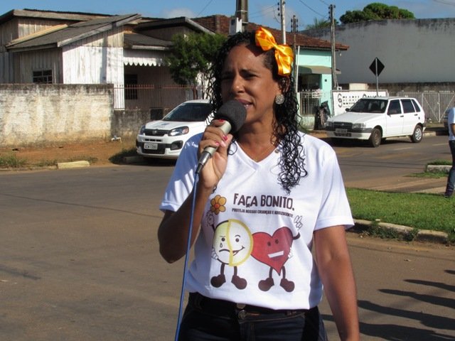 Passeata Faça Bonito