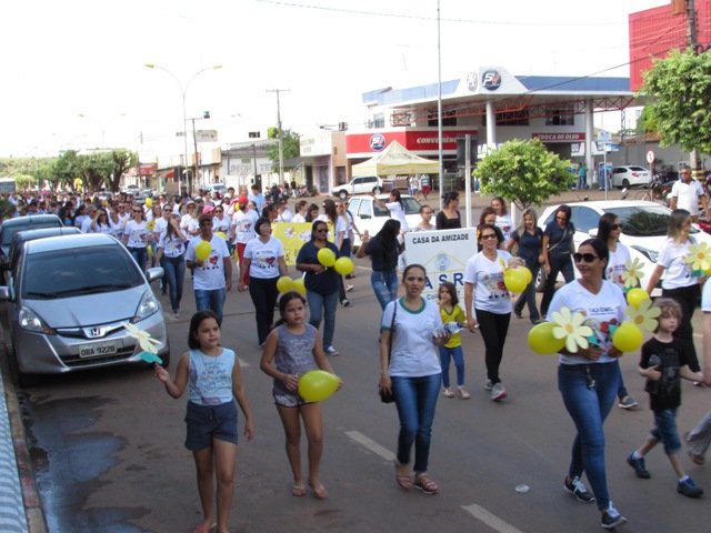 Passeata Faça Bonito