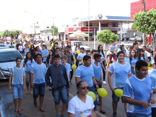 Passeata Faça Bonito 02