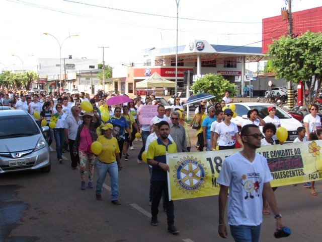 Passeata Faça Bonito 02