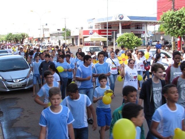 Passeata Faça Bonito 02