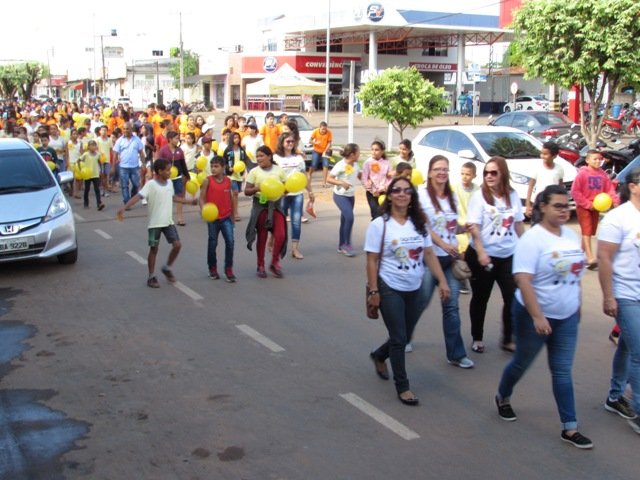 Passeata Faça Bonito 02