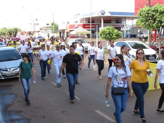 Passeata Faça Bonito 02