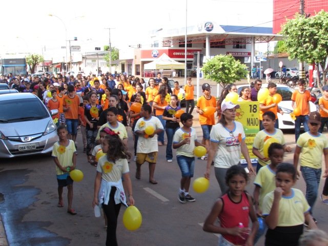 Passeata Faça Bonito 02
