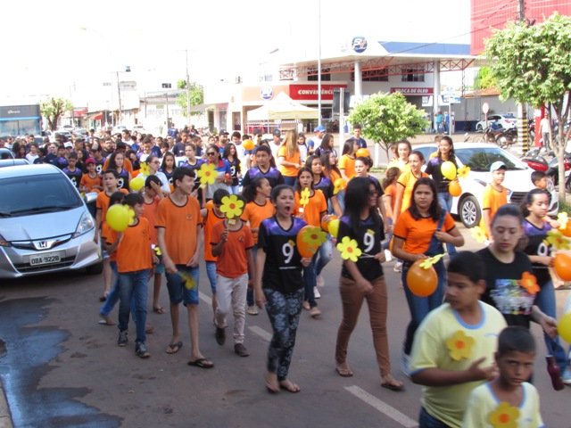 Passeata Faça Bonito 02