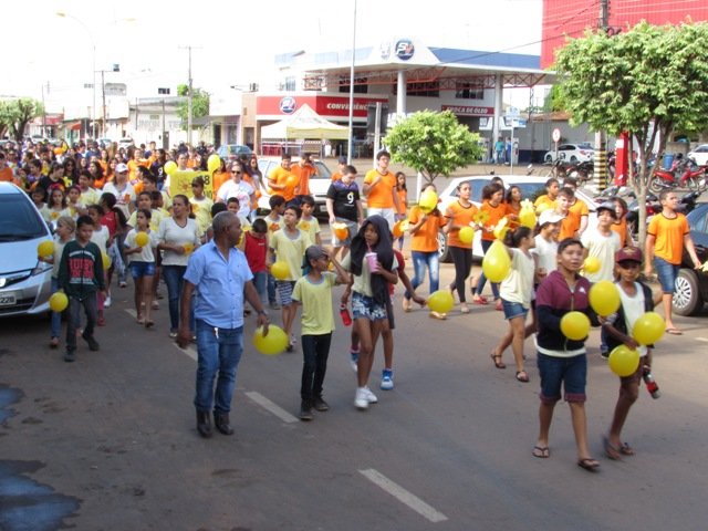 Passeata Faça Bonito 02
