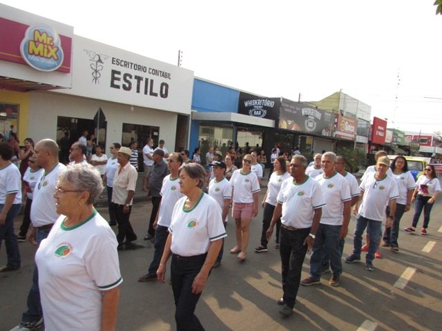 Desfile 7 de Setembro Colider parte 001