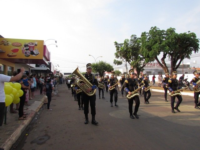 Desfile 7 de Setembro Colider parte 001