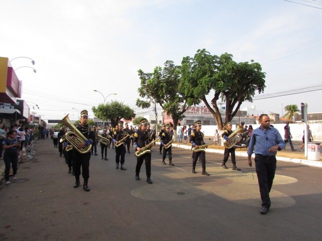 Desfile 7 de Setembro Colider parte 001