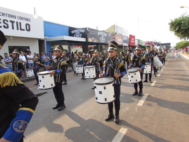 Desfile 7 de Setembro Colider parte 001