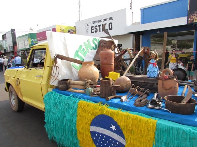 Desfile 7 de Setembro Colider parte 001