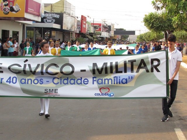 Desfile 7 de Setembro Colider parte 001