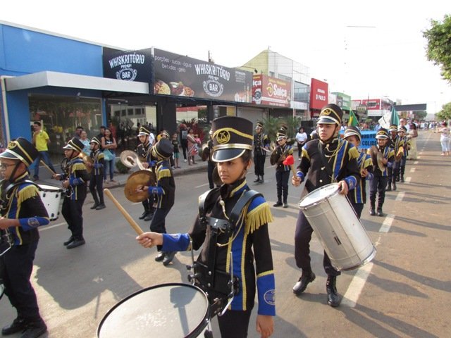 Desfile 7 de Setembro Colider parte 001
