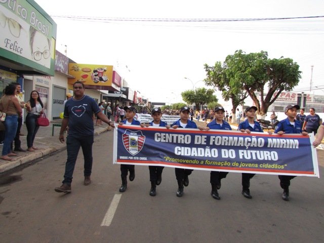 Desfile 7 de Setembro Colider parte 001
