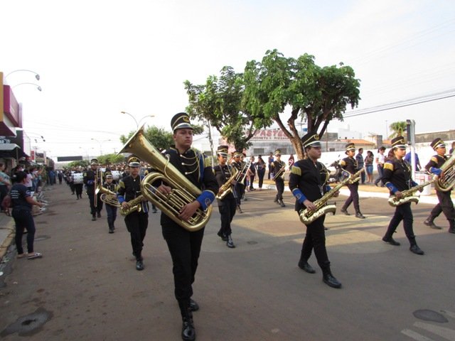 Desfile 7 de Setembro Colider parte 001