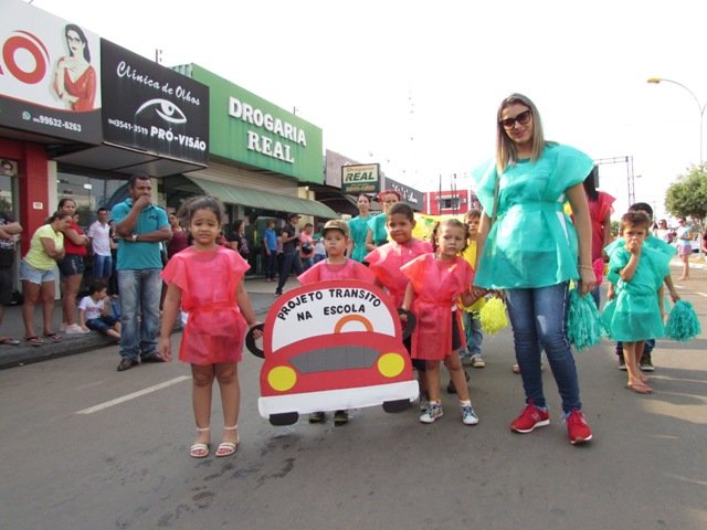 Desfile 7 de Setembro Colider parte 002