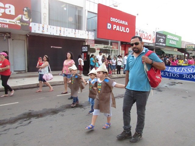 Desfile 7 de Setembro Colider parte 002
