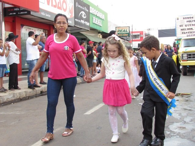 Desfile 7 de Setembro Colider parte 002