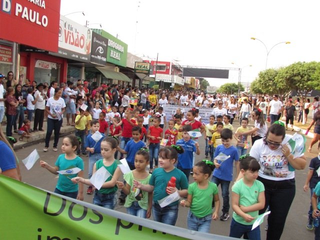 Desfile 7 de Setembro Colider parte 002