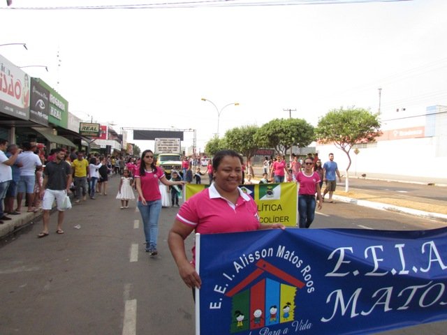 Desfile 7 de Setembro Colider parte 002