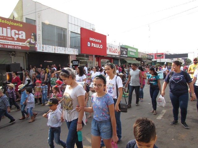 Desfile 7 de Setembro Colider parte 002
