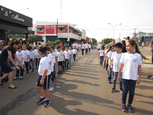 Desfile 7 de Setembro Colider parte 003