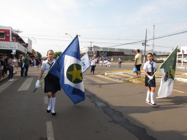 Desfile 7 de Setembro Colider parte 003