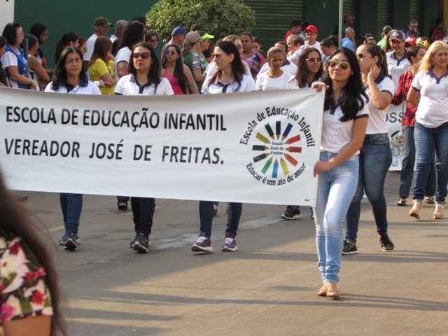 Desfile 7 de Setembro Colider parte 003