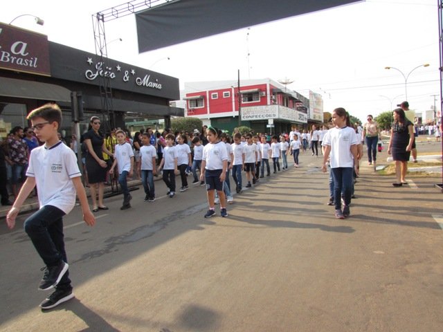 Desfile 7 de Setembro Colider parte 003