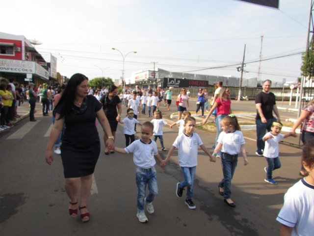 Desfile 7 de Setembro Colider parte 003