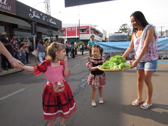 Desfile 7 de Setembro Colider parte 003