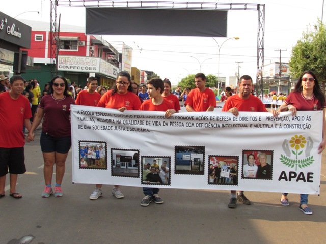 Desfile 7 de Setembro Colider parte 003