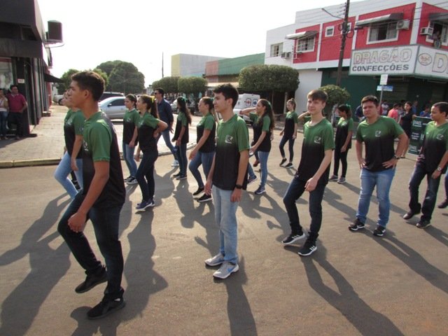 Desfile 7 de Setembro Colider parte 004