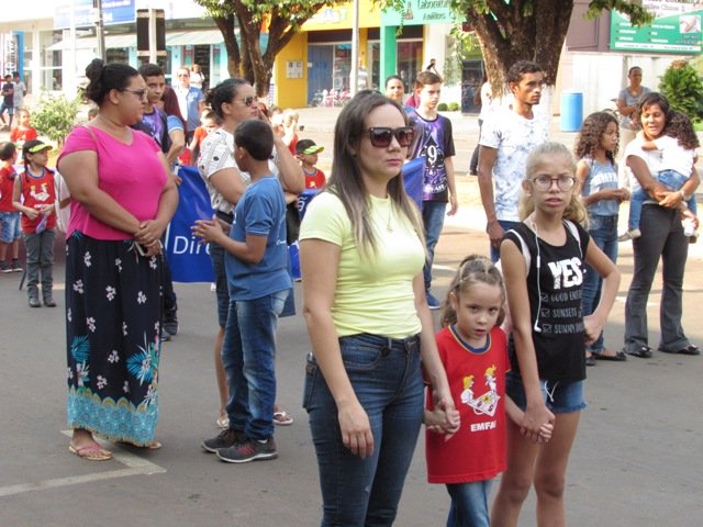 Desfile 7 de Setembro Colider parte 004