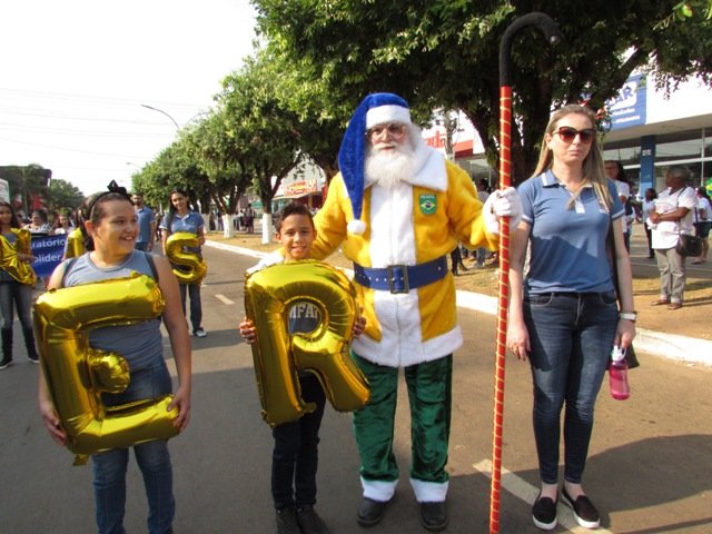 Desfile 7 de Setembro Colider parte 004