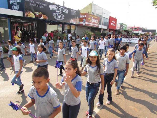 Desfile 7 de Setembro Colider parte 006